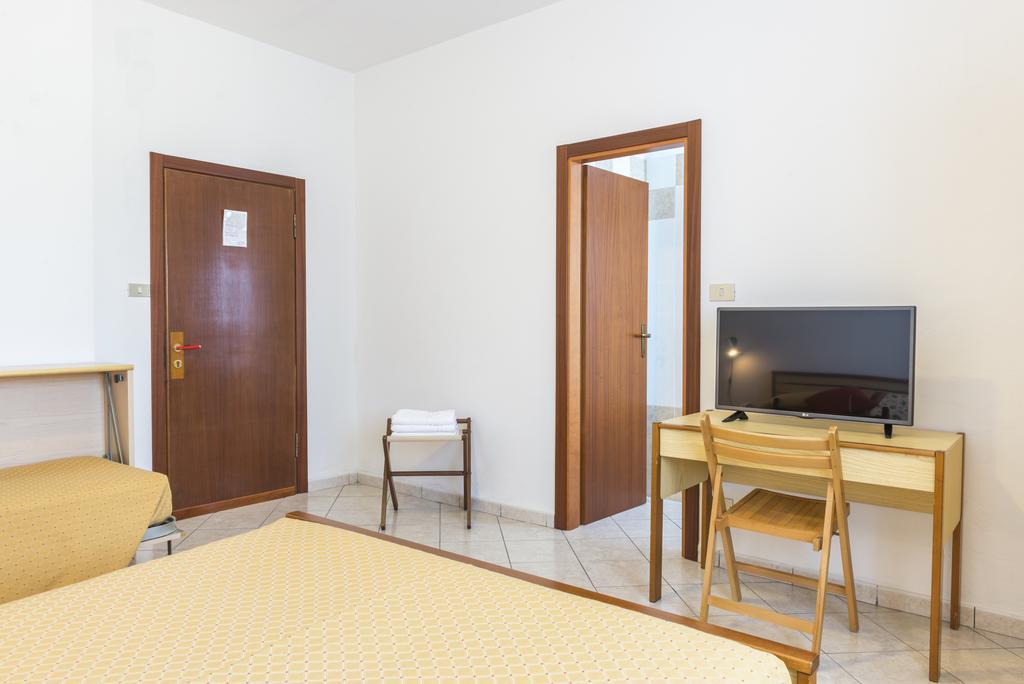 Hotel Cristina San Rocco di Piegara Экстерьер фото