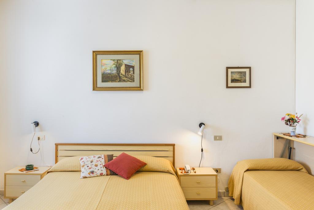 Hotel Cristina San Rocco di Piegara Экстерьер фото